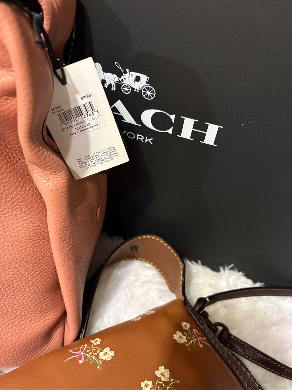 Coach Shoulder Bag in Dusty Rose with Brown Floral Pouch - Picture 5 of 5